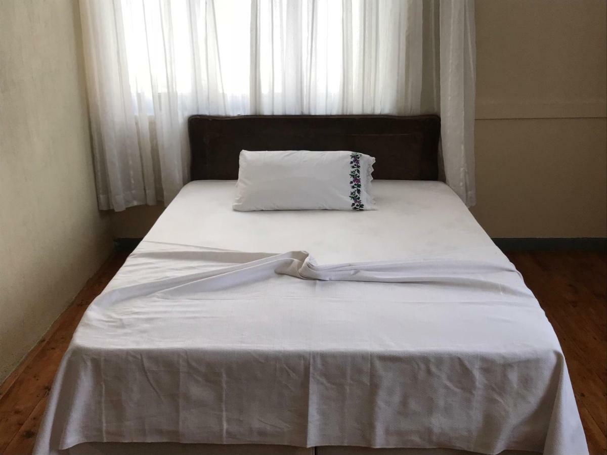 เบย์รัคตาร์ โคนากี Hotel เดมเร ภายนอก รูปภาพ